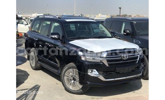Nunua Imported Toyota Land Cruiser Nyeusi Gari ndani ya Import - Dubai nchini Arusha Nunua Imported Toyota Land Cruiser Nyeusi Gari ndani ya Import - Dubai nchini Arusha