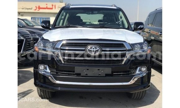 Nunua Imported Toyota Land Cruiser Nyeusi Gari ndani ya Import - Dubai nchini Arusha Nunua Imported Toyota Land Cruiser Nyeusi Gari ndani ya Import - Dubai nchini Arusha