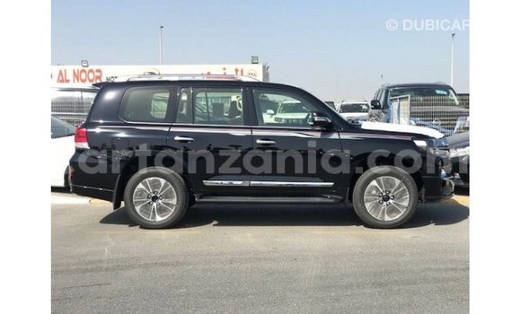 Nunua Imported Toyota Land Cruiser Nyeusi Gari ndani ya Import - Dubai nchini Arusha Nunua Imported Toyota Land Cruiser Nyeusi Gari ndani ya Import - Dubai nchini Arusha