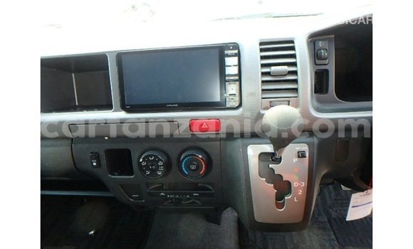 Buy Import Toyota Hiace Other Car in Import - Dubai in Arusha Buy Import Toyota Hiace Other Car in Import - Dubai in Arusha