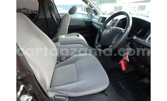 Buy Import Toyota Hiace Other Car in Import - Dubai in Arusha Buy Import Toyota Hiace Other Car in Import - Dubai in Arusha