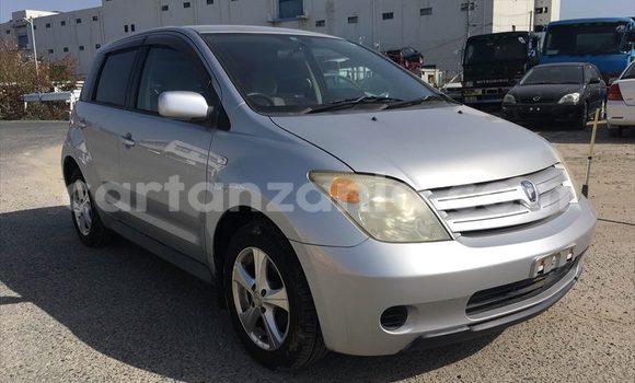 Buy Used Toyota IST Silver Car in Dar es Salaam in Dar es Salaam Buy Used Toyota IST Silver Car in Dar es Salaam in Dar es Salaam