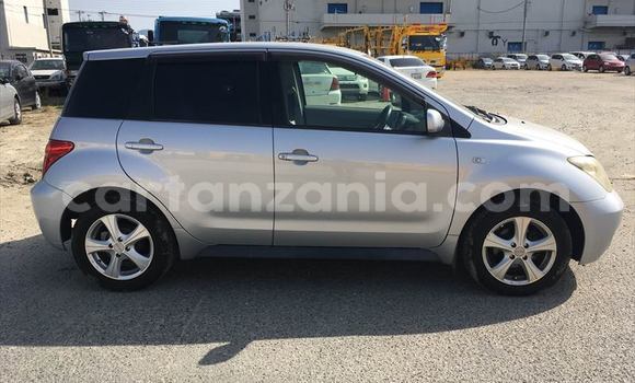 Buy Used Toyota IST Silver Car in Dar es Salaam in Dar es Salaam Buy Used Toyota IST Silver Car in Dar es Salaam in Dar es Salaam