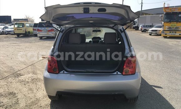 Buy Used Toyota IST Silver Car in Dar es Salaam in Dar es Salaam Buy Used Toyota IST Silver Car in Dar es Salaam in Dar es Salaam