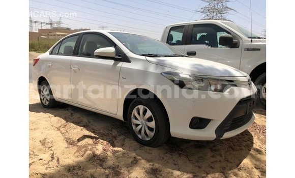 Nunua Imported Toyota Yaris Nyeupe Gari ndani ya Import - Dubai nchini Arusha Nunua Imported Toyota Yaris Nyeupe Gari ndani ya Import - Dubai nchini Arusha