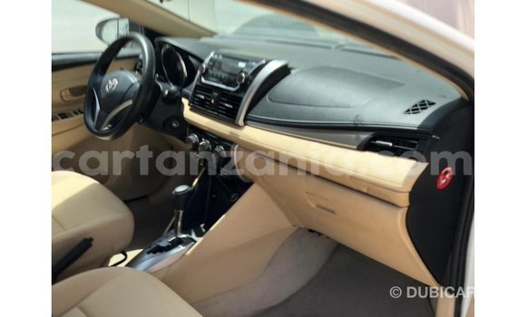 Nunua Imported Toyota Yaris Nyeupe Gari ndani ya Import - Dubai nchini Arusha Nunua Imported Toyota Yaris Nyeupe Gari ndani ya Import - Dubai nchini Arusha