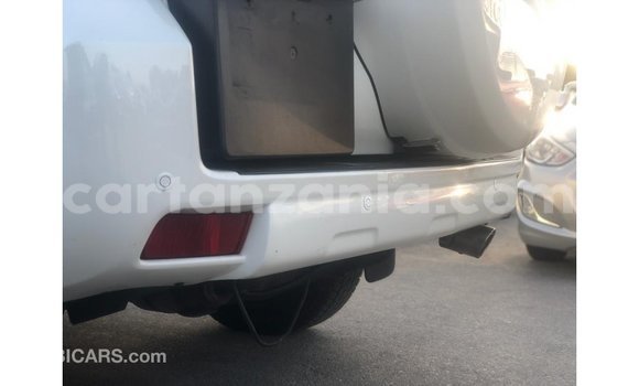 Nunua Imported Toyota Prado Nyeupe Gari ndani ya Import - Dubai nchini Arusha Nunua Imported Toyota Prado Nyeupe Gari ndani ya Import - Dubai nchini Arusha