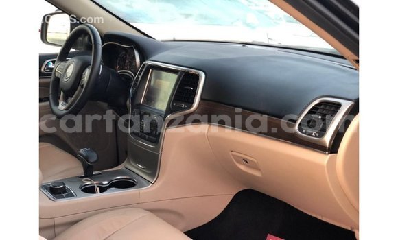 Nunua Imported Jeep Grand Cherokee Nyeusi Gari ndani ya Import - Dubai nchini Arusha Nunua Imported Jeep Grand Cherokee Nyeusi Gari ndani ya Import - Dubai nchini Arusha