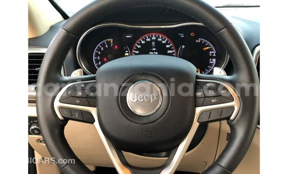 Nunua Imported Jeep Grand Cherokee Nyeusi Gari ndani ya Import - Dubai nchini Arusha Nunua Imported Jeep Grand Cherokee Nyeusi Gari ndani ya Import - Dubai nchini Arusha