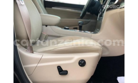 Nunua Imported Jeep Grand Cherokee Nyeusi Gari ndani ya Import - Dubai nchini Arusha Nunua Imported Jeep Grand Cherokee Nyeusi Gari ndani ya Import - Dubai nchini Arusha