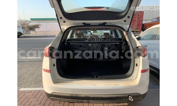 Buy Import Hyundai Tucson White Car in Import - Dubai in Arusha Buy Import Hyundai Tucson White Car in Import - Dubai in Arusha