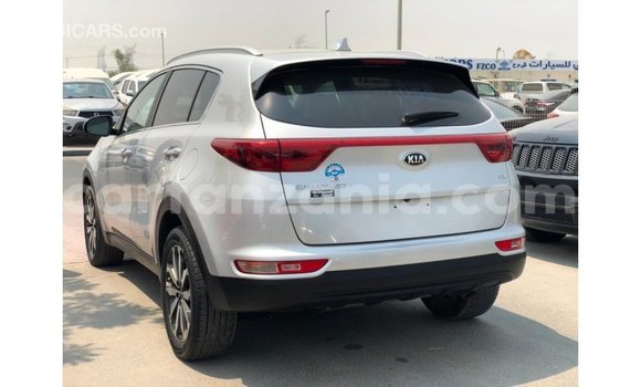 Nunua Imported Kia Sportage Nyingine Gari ndani ya Import - Dubai nchini Arusha Nunua Imported Kia Sportage Nyingine Gari ndani ya Import - Dubai nchini Arusha