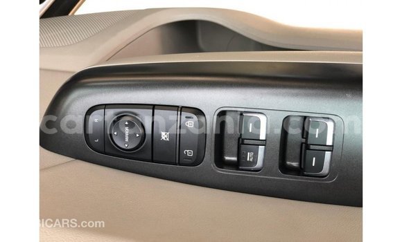 Nunua Imported Kia Sportage Nyingine Gari ndani ya Import - Dubai nchini Arusha Nunua Imported Kia Sportage Nyingine Gari ndani ya Import - Dubai nchini Arusha