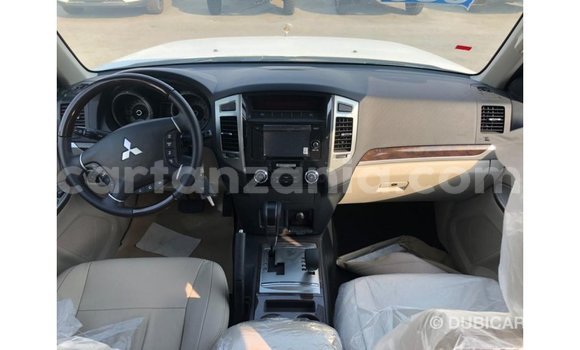 Buy Import Mitsubishi Pajero Black Car in Import - Dubai in Arusha Buy Import Mitsubishi Pajero Black Car in Import - Dubai in Arusha