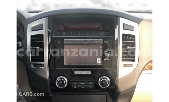 Buy Import Mitsubishi Pajero Black Car in Import - Dubai in Arusha Buy Import Mitsubishi Pajero Black Car in Import - Dubai in Arusha