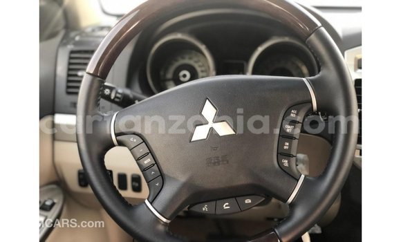 Buy Import Mitsubishi Pajero Black Car in Import - Dubai in Arusha Buy Import Mitsubishi Pajero Black Car in Import - Dubai in Arusha