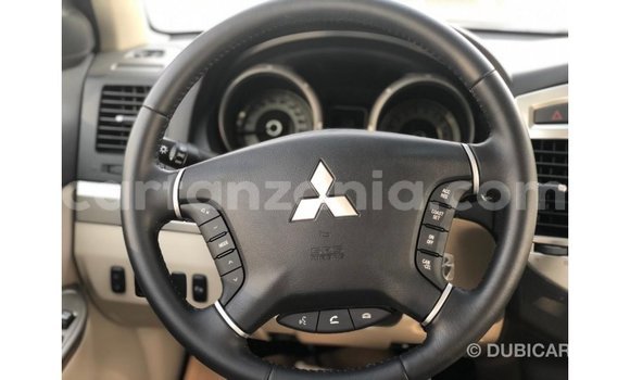 Buy Import Mitsubishi Pajero Black Car in Import - Dubai in Arusha Buy Import Mitsubishi Pajero Black Car in Import - Dubai in Arusha
