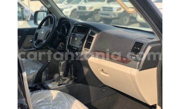 Buy Import Mitsubishi Pajero Black Car in Import - Dubai in Arusha Buy Import Mitsubishi Pajero Black Car in Import - Dubai in Arusha