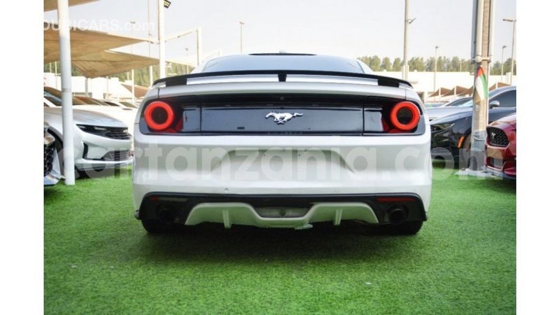 Big with watermark ford mustang arusha import dubai 10557