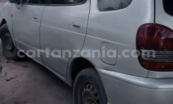 Nunua Ilio tumika Toyota Spacio Fedha Gari ndani ya Dar es Salaam nchini Dar es Salaam Nunua Ilio tumika Toyota Spacio Fedha Gari ndani ya Dar es Salaam nchini Dar es Salaam