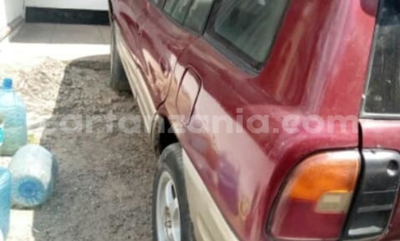 Buy Used Toyota RAV4 Red Car in Dar es Salaam in Dar es Salaam Buy Used Toyota RAV4 Red Car in Dar es Salaam in Dar es Salaam