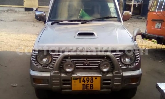 Buy Used Mitsubishi Pajero Silver Car in Dar es Salaam in Dar es Salaam