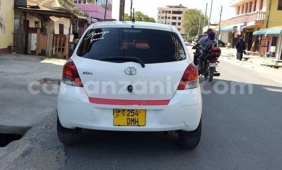 Nunua Ilio tumika Toyota Vitz Nyeupe Gari ndani ya Dar es Salaam nchini Dar es Salaam Nunua Ilio tumika Toyota Vitz Nyeupe Gari ndani ya Dar es Salaam nchini Dar es Salaam