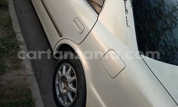 Nunua Ilio tumika Toyota Chaser Nyeupe Gari ndani ya Dar es Salaam nchini Dar es Salaam Nunua Ilio tumika Toyota Chaser Nyeupe Gari ndani ya Dar es Salaam nchini Dar es Salaam