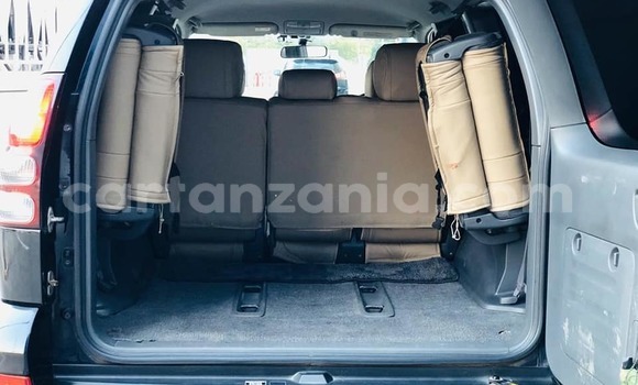 Nunua Ilio tumika Toyota Land Cruiser Prado Nyeusi Gari ndani ya Dar es Salaam nchini Dar es Salaam Nunua Ilio tumika Toyota Land Cruiser Prado Nyeusi Gari ndani ya Dar es Salaam nchini Dar es Salaam