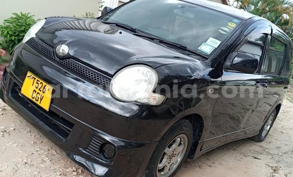 Buy Used Toyota Sienta Black Car in Dar es Salaam in Dar es Salaam Buy Used Toyota Sienta Black Car in Dar es Salaam in Dar es Salaam