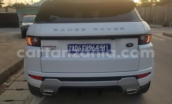 Nunua Ilio tumika Land Rover Range Rover Evoque Nyeupe Gari ndani ya Dar es Salaam nchini Dar es Salaam Nunua Ilio tumika Land Rover Range Rover Evoque Nyeupe Gari ndani ya Dar es Salaam nchini Dar es Salaam