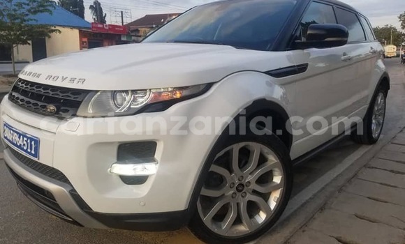 Nunua Ilio tumika Land Rover Range Rover Evoque Nyeupe Gari ndani ya Dar es Salaam nchini Dar es Salaam Nunua Ilio tumika Land Rover Range Rover Evoque Nyeupe Gari ndani ya Dar es Salaam nchini Dar es Salaam