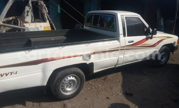 Nunua Ilio tumika Toyota Hilux Nyeupe Gari ndani ya Dar es Salaam nchini Dar es Salaam Nunua Ilio tumika Toyota Hilux Nyeupe Gari ndani ya Dar es Salaam nchini Dar es Salaam