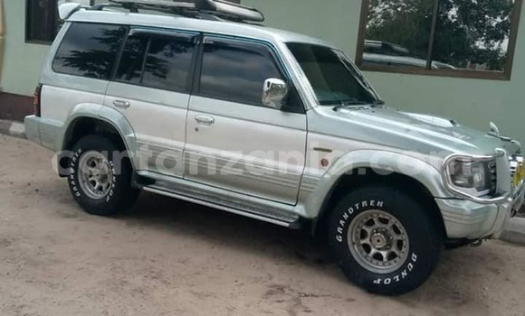 Nunua Ilio tumika Mitsubishi Pajero Fedha Gari ndani ya Dar es Salaam nchini Dar es Salaam Nunua Ilio tumika Mitsubishi Pajero Fedha Gari ndani ya Dar es Salaam nchini Dar es Salaam
