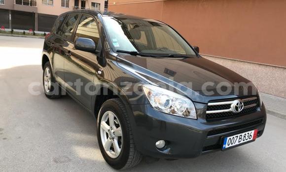 Nunua Ilio tumika Toyota RAV4 Nyeusi Gari ndani ya Dar es Salaam nchini Dar es Salaam Nunua Ilio tumika Toyota RAV4 Nyeusi Gari ndani ya Dar es Salaam nchini Dar es Salaam