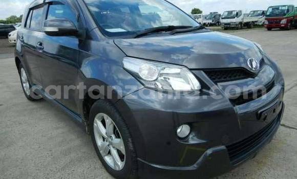 Buy Used Toyota IST Black Car in Dar es Salaam in Dar es Salaam