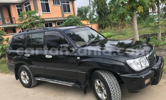 Buy Used Toyota Land Cruiser Black Car in Arusha in Arusha