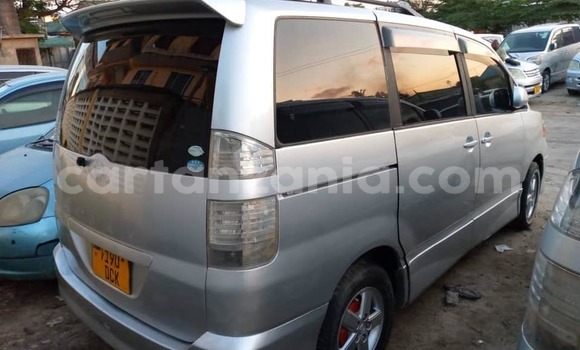 Buy Used Toyota Noah Silver Car in Arusha in Arusha
