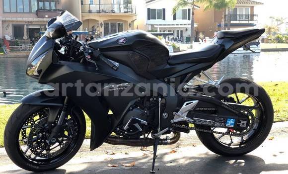 Buy Used Honda CBR 1000 RR Other Bike in Dar es Salaam in Dar es Salaam Buy Used Honda CBR 1000 RR Other Bike in Dar es Salaam in Dar es Salaam