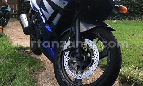 Buy Import Suzuki GSX-F Blue Bike in Dar es Salaam in Dar es Salaam Buy Import Suzuki GSX-F Blue Bike in Dar es Salaam in Dar es Salaam