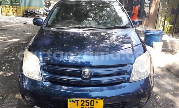 Buy Used Toyota IST Blue Car in Dar es Salaam in Dar es Salaam Buy Used Toyota IST Blue Car in Dar es Salaam in Dar es Salaam