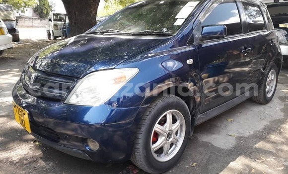 Buy Used Toyota IST Blue Car in Dar es Salaam in Dar es Salaam Buy Used Toyota IST Blue Car in Dar es Salaam in Dar es Salaam