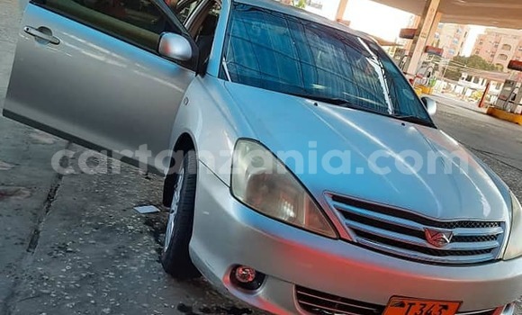 Nunua Ilio tumika Toyota Allion Fedha Gari ndani ya Dar es Salaam nchini Dar es Salaam