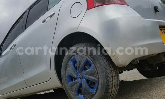Nunua Ilio tumika Toyota Vitz Fedha Gari ndani ya Dar es Salaam nchini Dar es Salaam Nunua Ilio tumika Toyota Vitz Fedha Gari ndani ya Dar es Salaam nchini Dar es Salaam