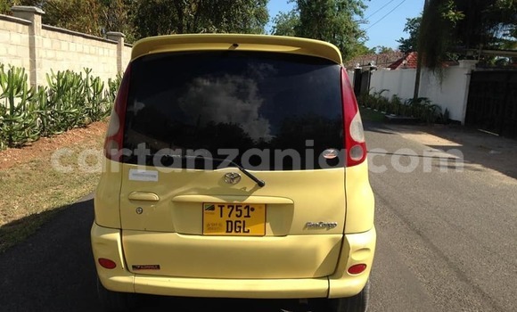 Nunua Ilio tumika Toyota FunCargo Nyingine Gari ndani ya Dar es Salaam nchini Dar es Salaam Nunua Ilio tumika Toyota FunCargo Nyingine Gari ndani ya Dar es Salaam nchini Dar es Salaam