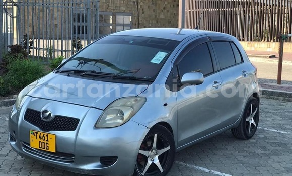 Nunua Ilio tumika Toyota Vitz Fedha Gari ndani ya Dar es Salaam nchini Dar es Salaam Nunua Ilio tumika Toyota Vitz Fedha Gari ndani ya Dar es Salaam nchini Dar es Salaam