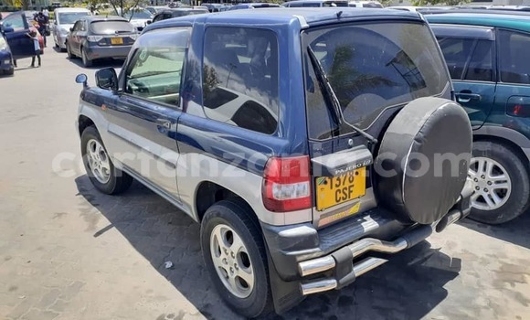 Nunua Ilio tumika Mitsubishi Pajero Junior Bluu Gari ndani ya Dar es Salaam nchini Dar es Salaam Nunua Ilio tumika Mitsubishi Pajero Junior Bluu Gari ndani ya Dar es Salaam nchini Dar es Salaam