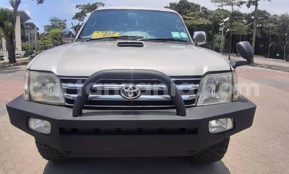 Nunua Ilio tumika Toyota Land Cruiser Prado Beige Gari ndani ya Dar es Salaam nchini Dar es Salaam Nunua Ilio tumika Toyota Land Cruiser Prado Beige Gari ndani ya Dar es Salaam nchini Dar es Salaam