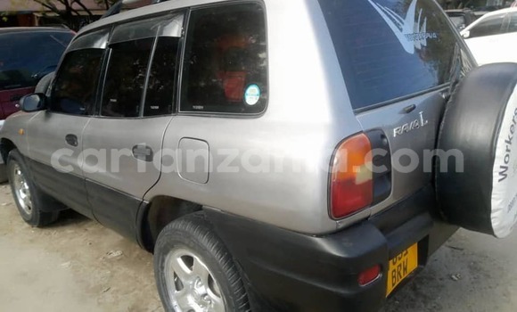Nunua Ilio tumika Toyota RAV4 Fedha Gari ndani ya Dar es Salaam nchini Dar es Salaam Nunua Ilio tumika Toyota RAV4 Fedha Gari ndani ya Dar es Salaam nchini Dar es Salaam