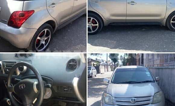 Nunua Ilio tumika Toyota IST Fedha Gari ndani ya Dar es Salaam nchini Dar es Salaam Nunua Ilio tumika Toyota IST Fedha Gari ndani ya Dar es Salaam nchini Dar es Salaam
